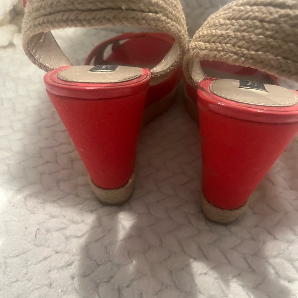 White House Black Market Vibrant Red Wedge Sandals - Picture 3 of 11